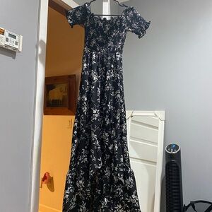 Francesca's Collections Black and White Floral Dress
